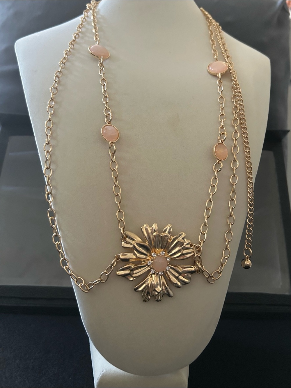 Lovisa Gold Tone with Pink Belt/Necklace NWOT